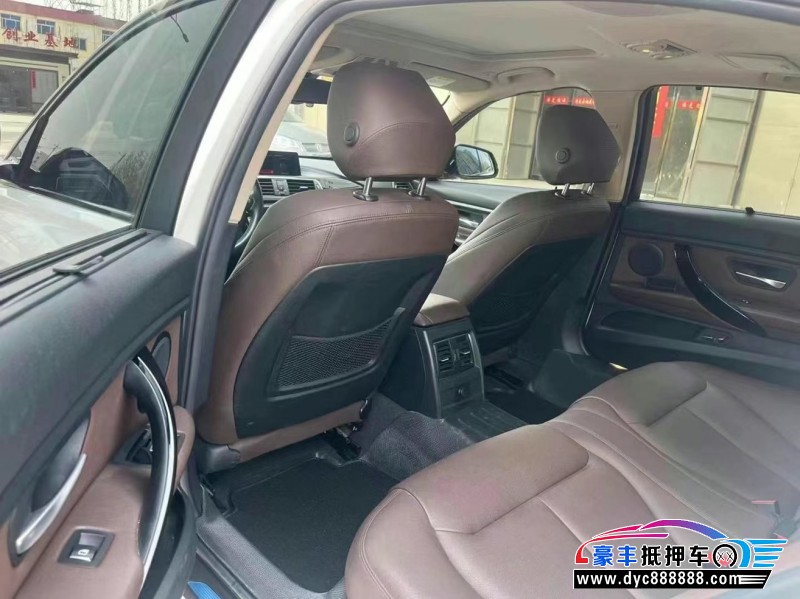 18年宝马3系轿车抵押车出售