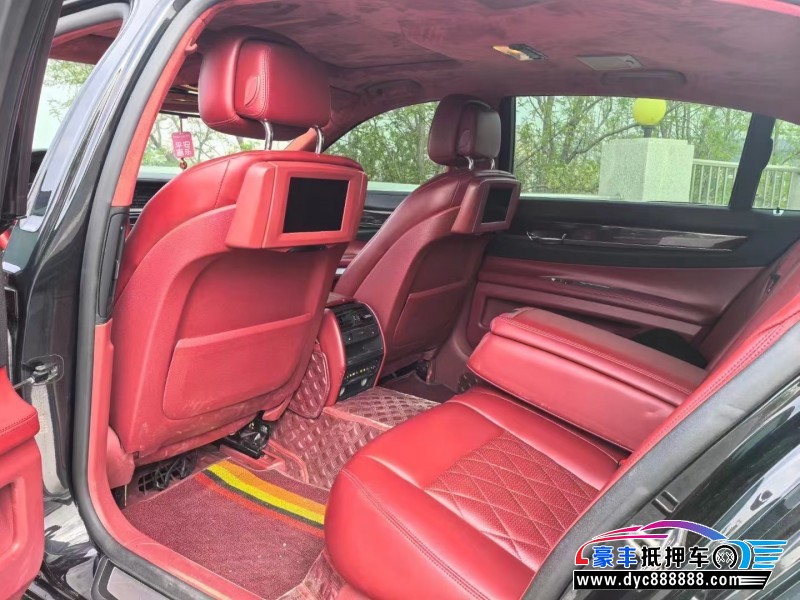 11年宝马7系轿车抵押车出售