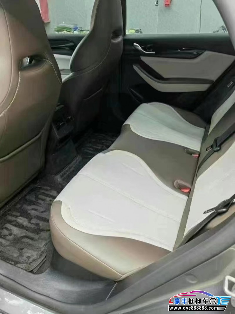 24年比亚迪秦轿车抵押车出售