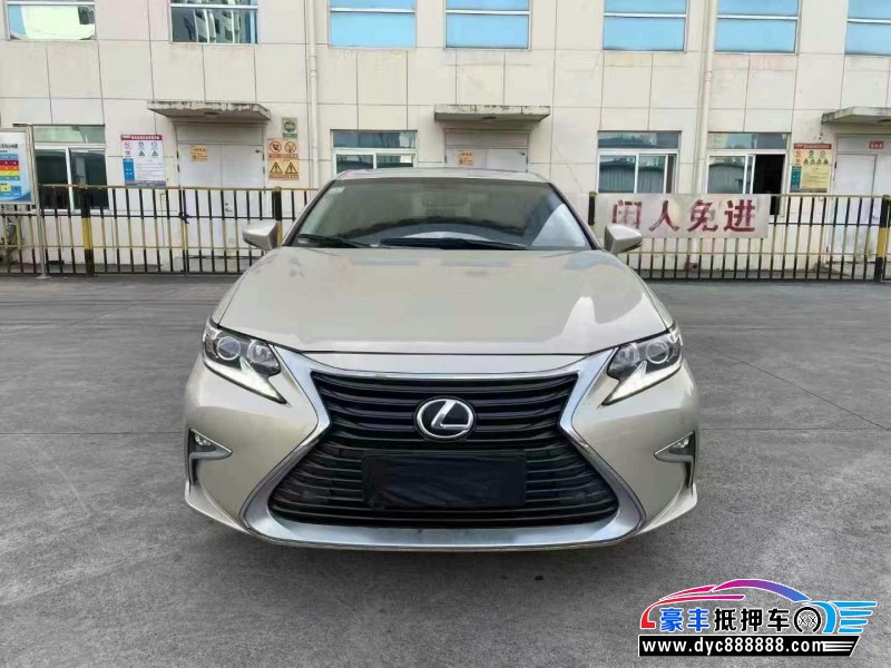 16年雷克萨斯ES轿车抵押车出售