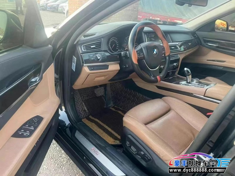 14年宝马7系轿车抵押车出售