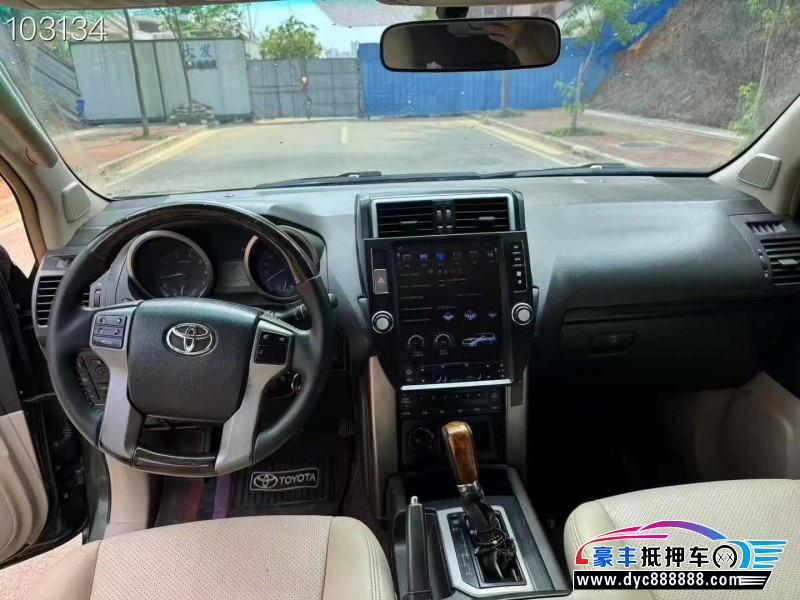 12年丰田普拉多（霸道）轿车抵押车出售