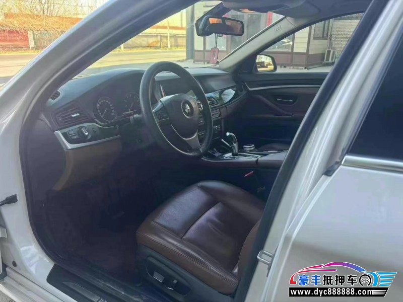 17年宝马5系轿车抵押车出售