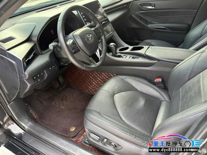 22年丰田亚洲龙轿车抵押车出售