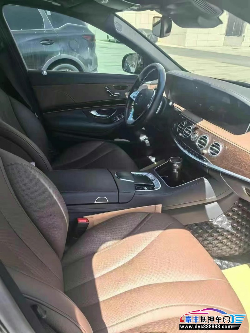 20年奔驰S轿车抵押车出售