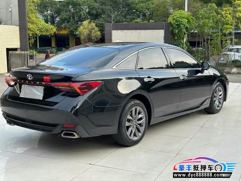 22年丰田亚洲龙轿车抵押车出售