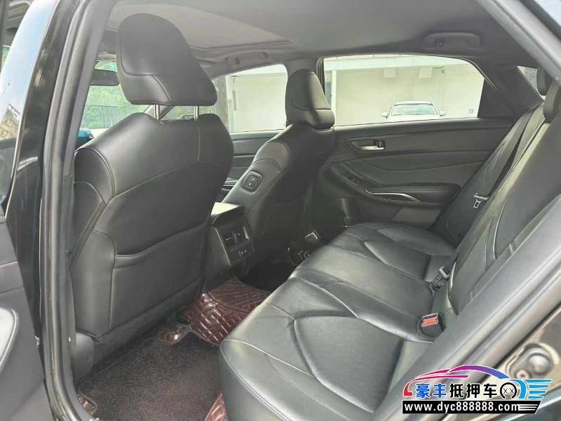 22年丰田亚洲龙轿车抵押车出售