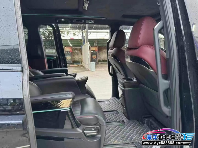 23年传祺M8轿车抵押车出售