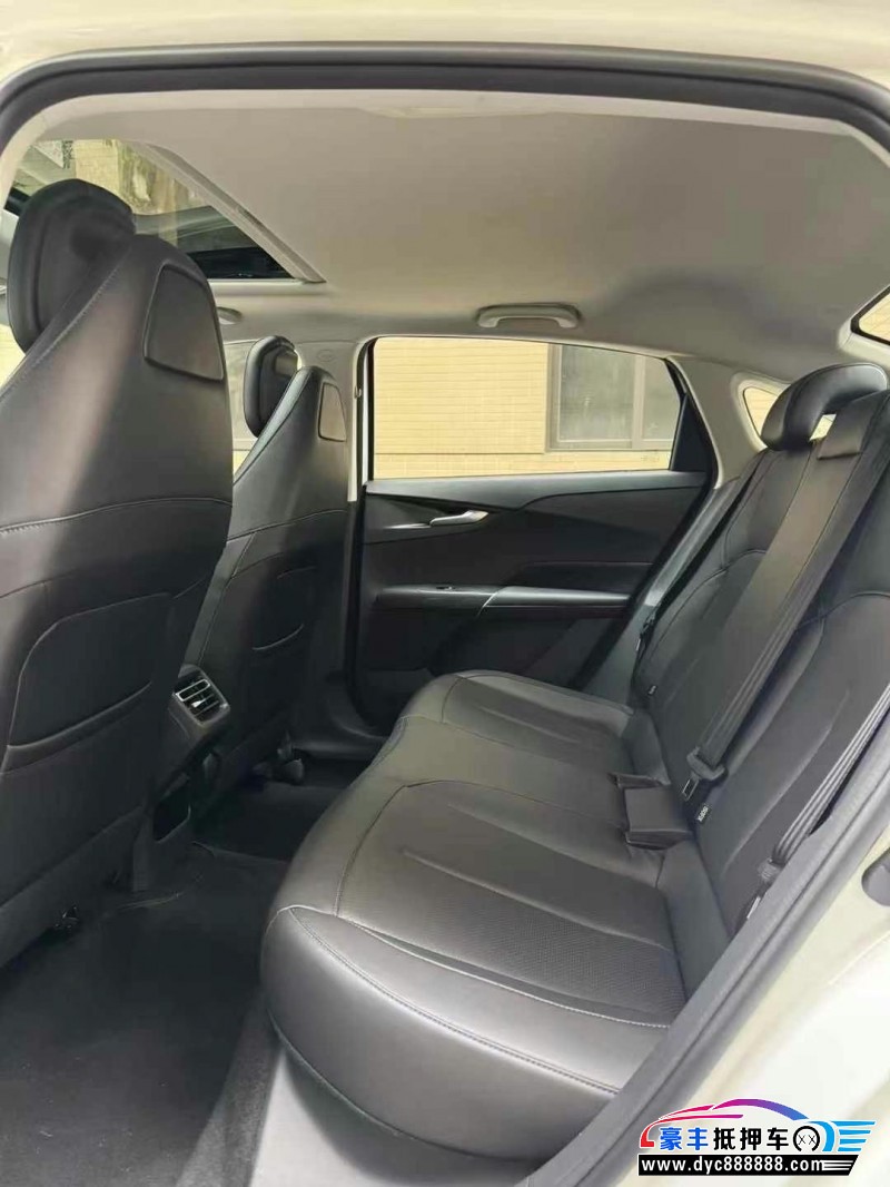 24年长安逸动轿车抵押车出售