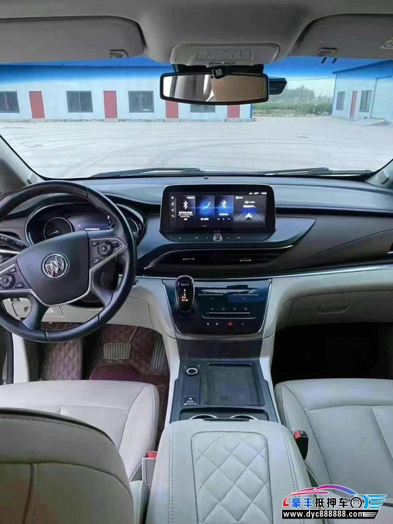 20年别克GL8轿车抵押车出售