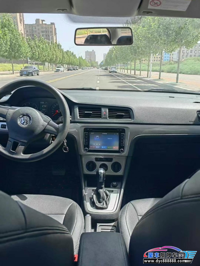 16年大众朗逸轿车抵押车出售