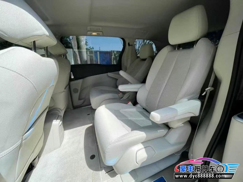 23年别克GL8轿车抵押车出售