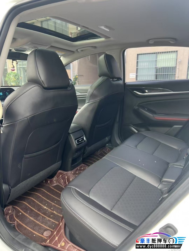 20年长安逸动轿车抵押车出售