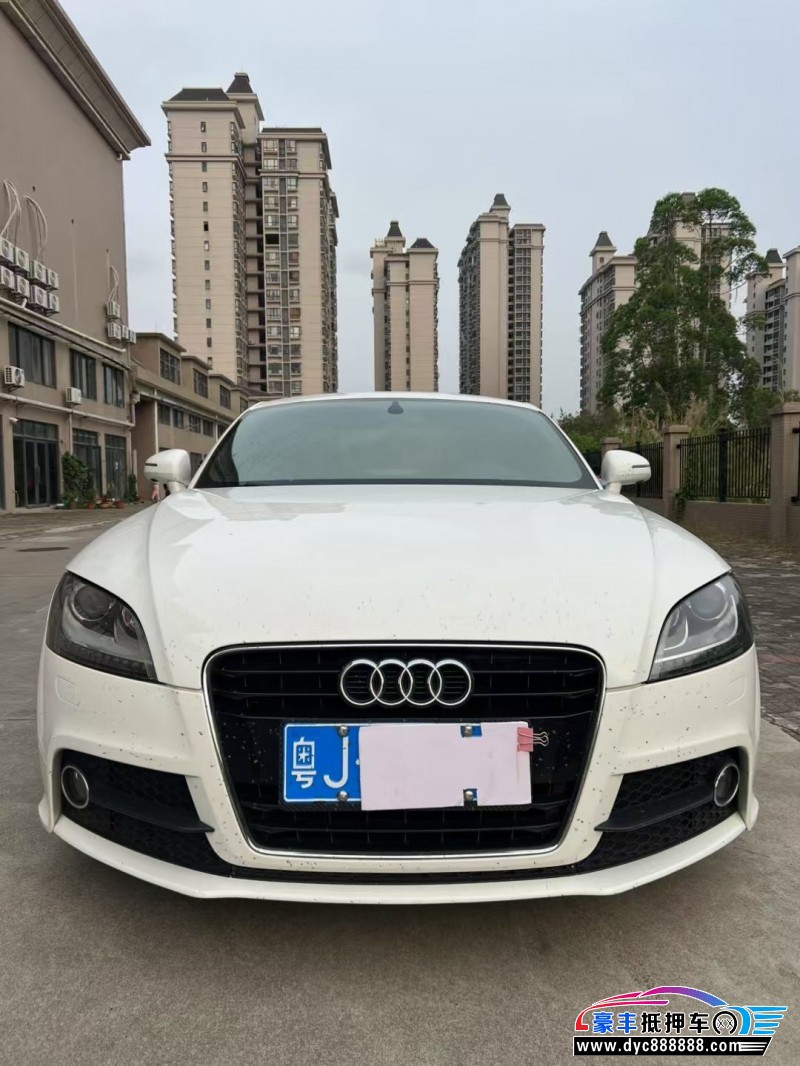 14年奥迪TT轿车抵押车出售