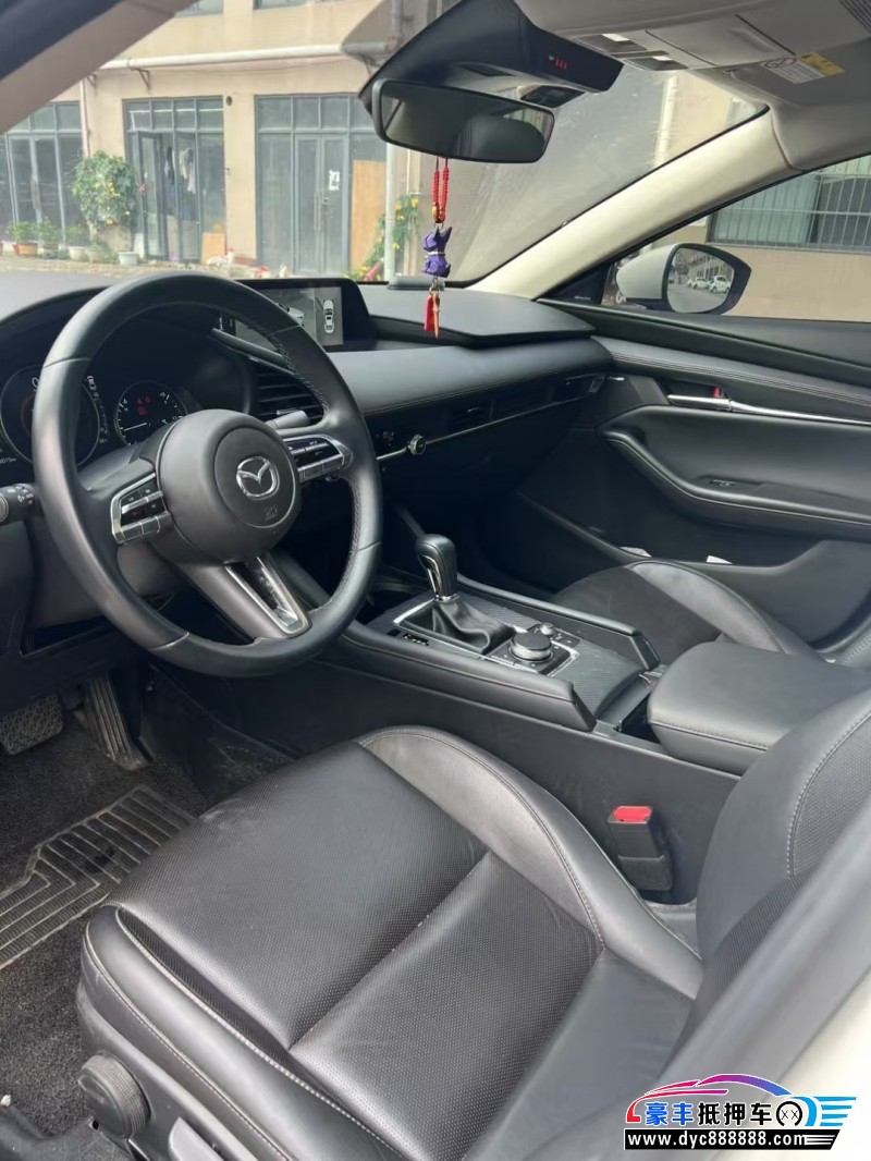 23年马自达昂克赛拉轿车抵押车出售