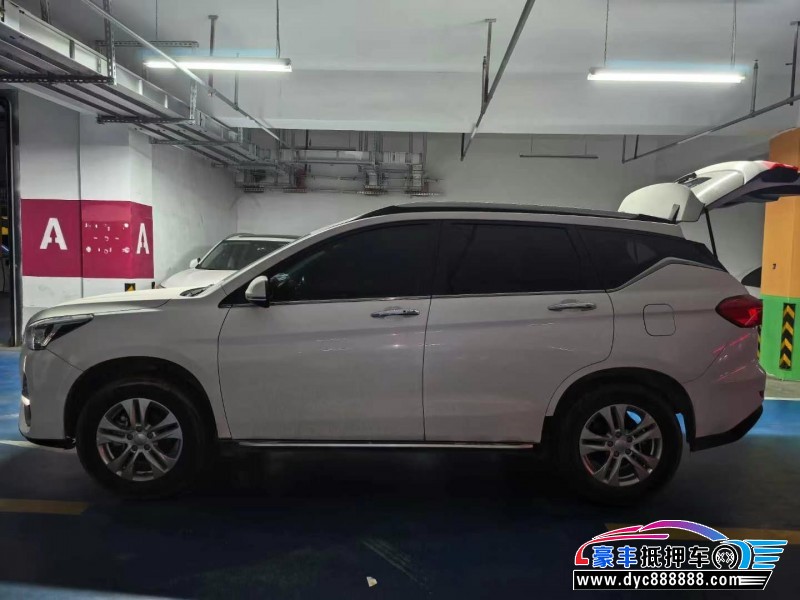 20年长城M6轿车抵押车出售