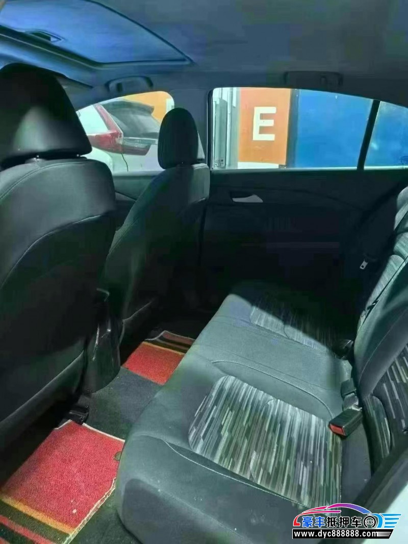 17年雪佛兰科沃兹轿车抵押车出售