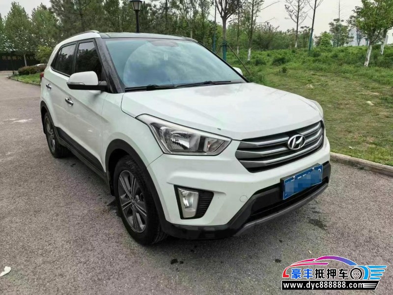 17年现代ix25轿车抵押车出售