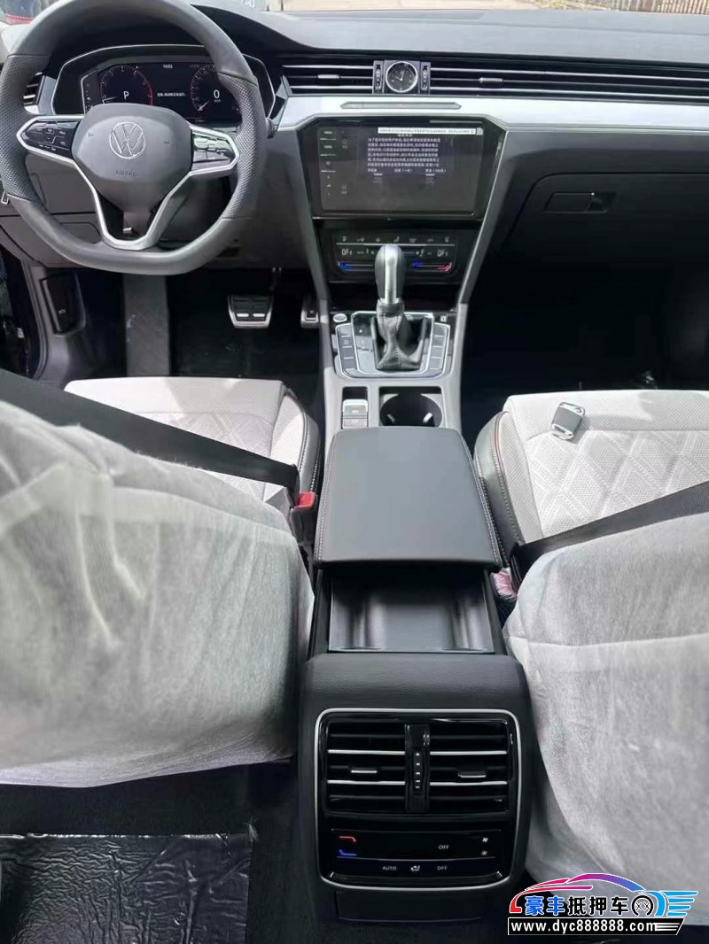 24年大众迈腾轿车抵押车出售