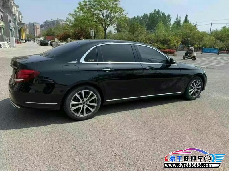 19年奔驰E轿车抵押车出售