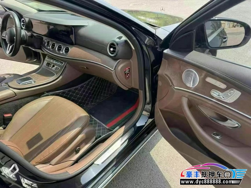 19年奔驰E轿车抵押车出售