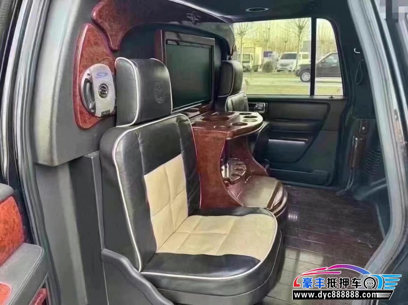 11年林肯领航员MPV抵押车出售