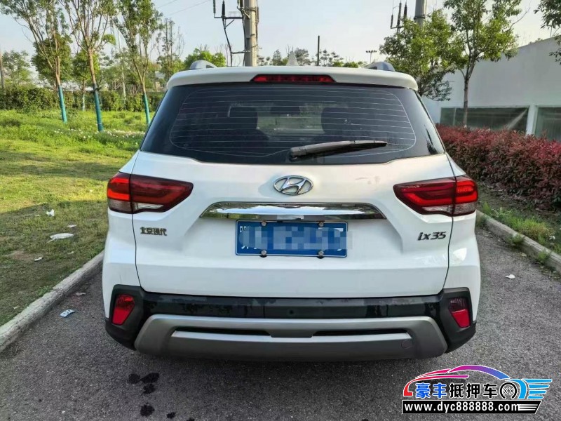 18年现代ix35轿车抵押车出售