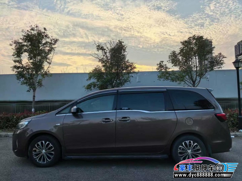 21年别克GL8轿车抵押车出售