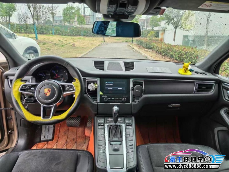 17年保时捷Macan迈凯轿车抵押车出售