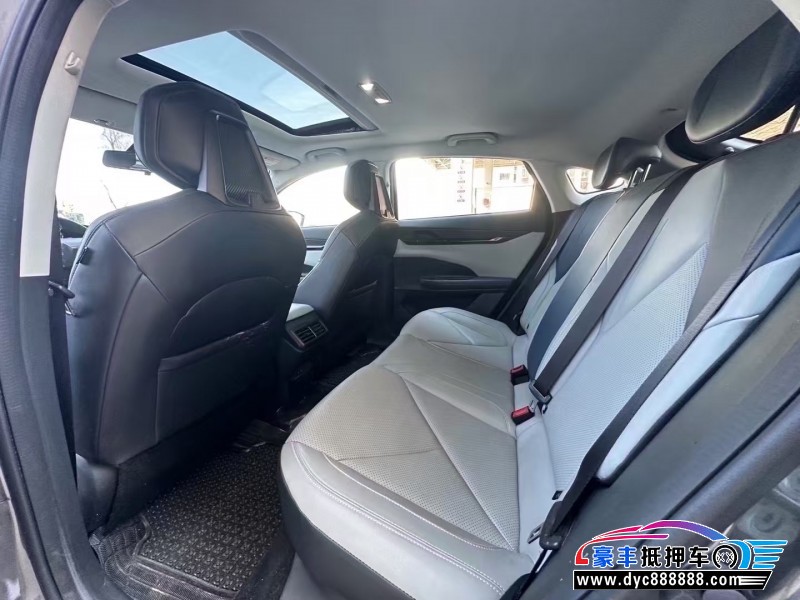 23年长安长安UNI轿车抵押车出售