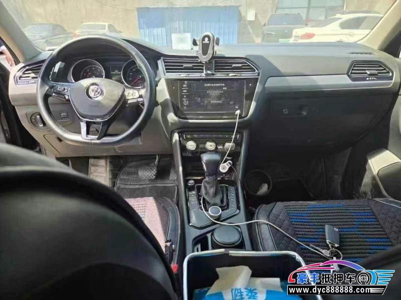 20年大众途观轿车抵押车出售