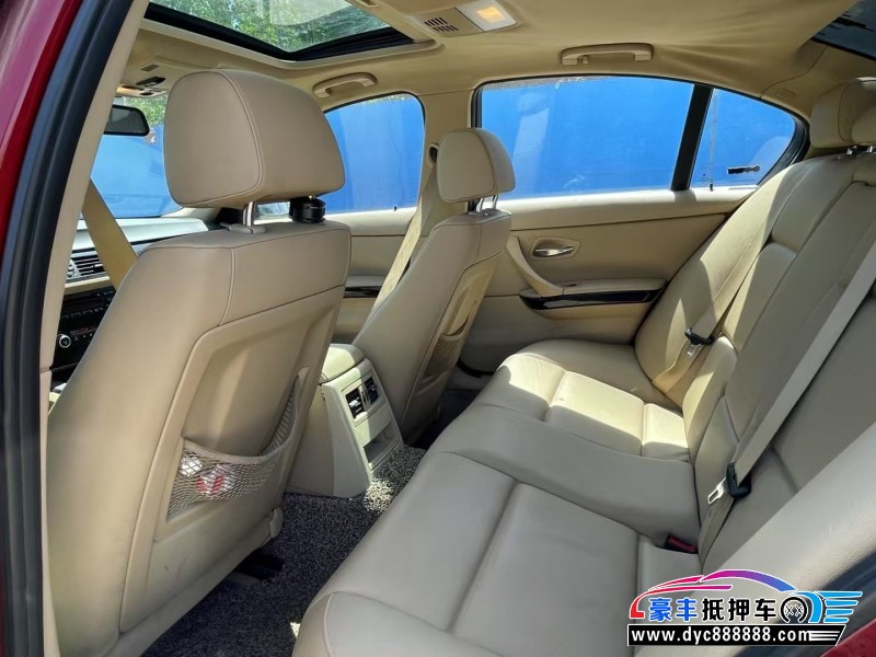 12年宝马3系轿车抵押车出售