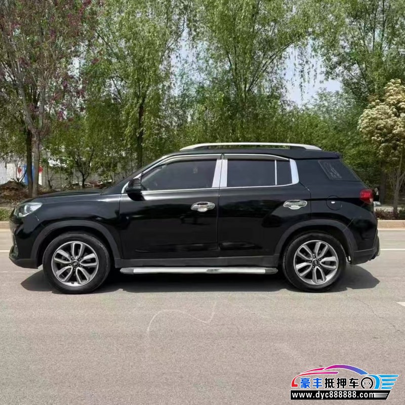 19年现代ix35轿车抵押车出售