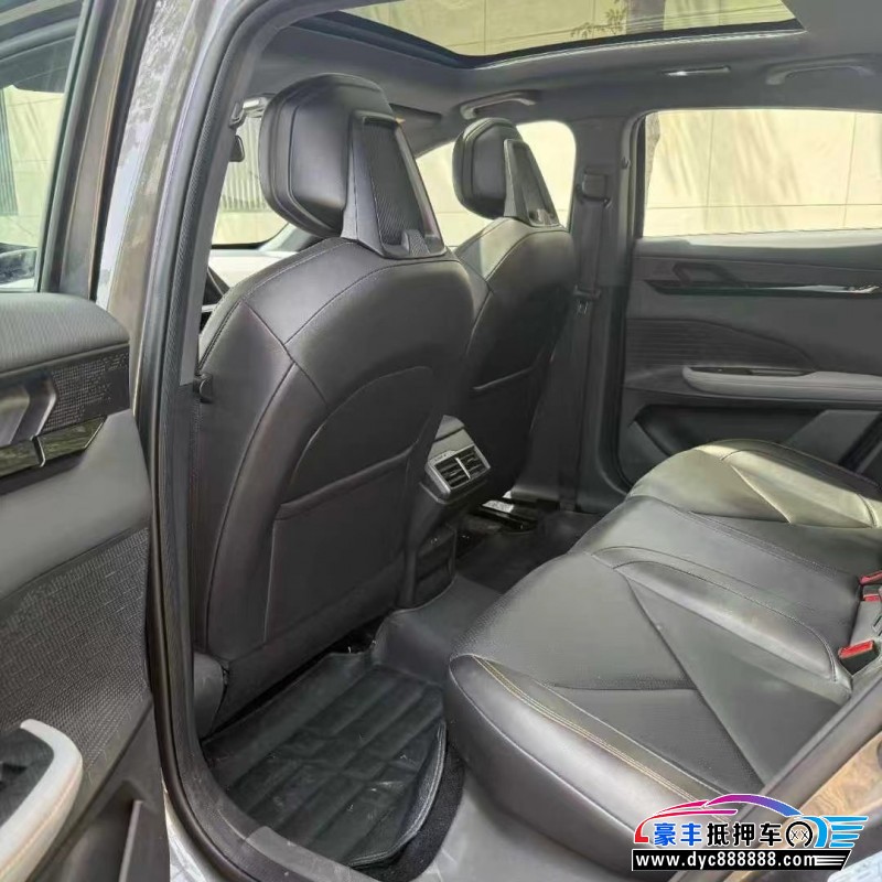 23年长安长安UNI轿车抵押车出售