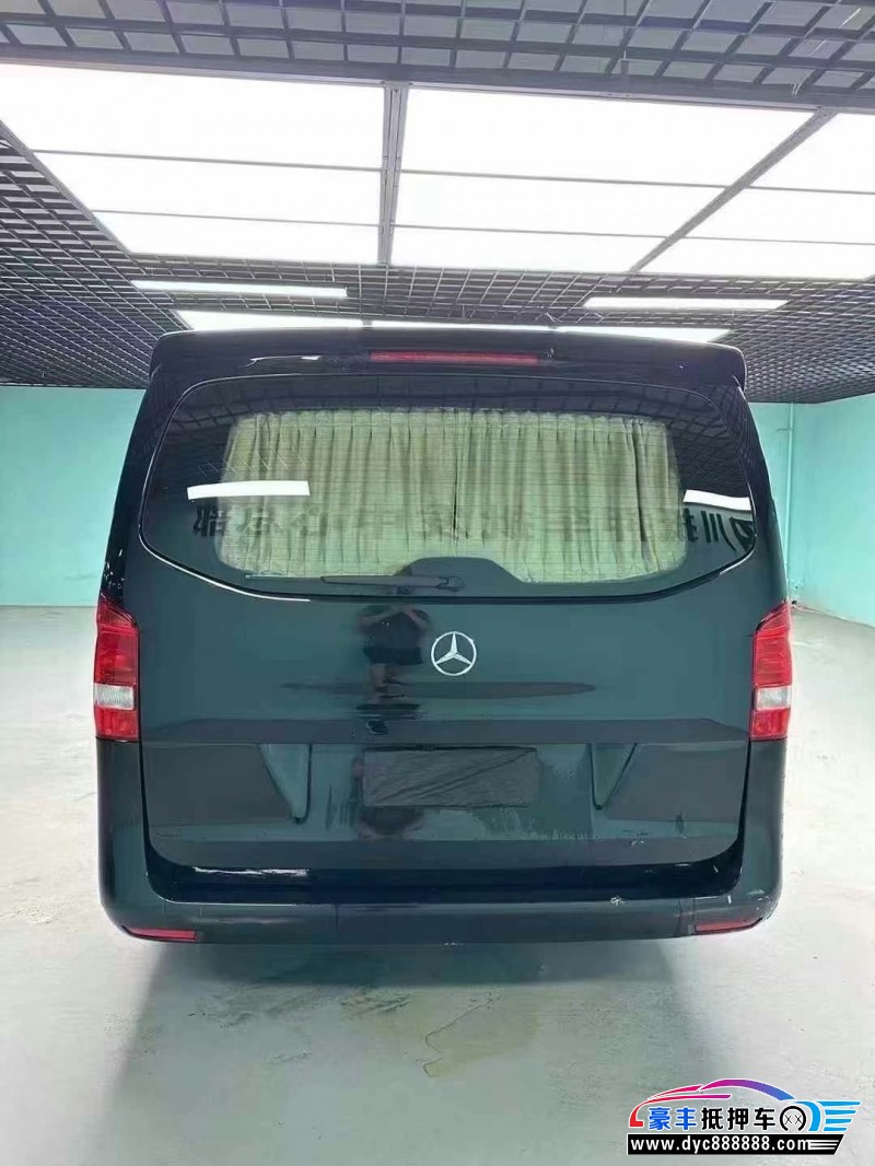 20年奔驰威霆轿车抵押车出售