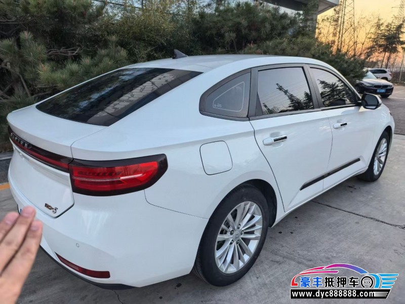 20年宝骏RC5轿车抵押车出售