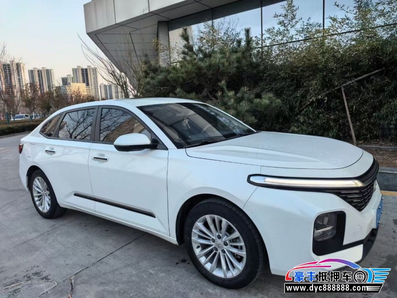 20年宝骏RC5轿车抵押车出售