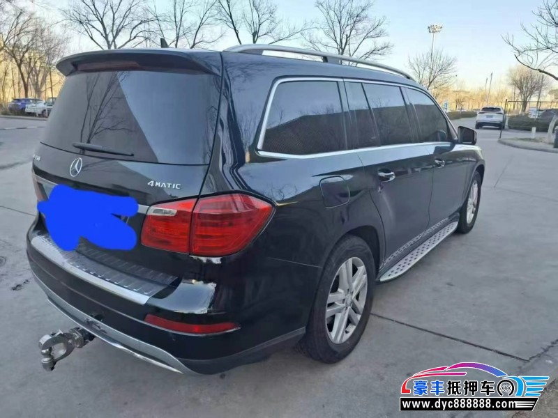 14年奔驰GL轿车抵押车出售