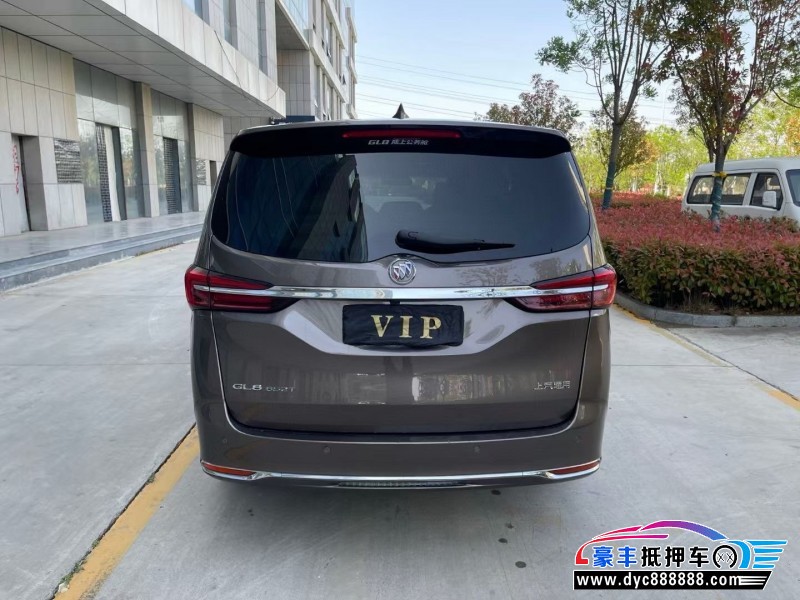 20年别克GL8轿车抵押车出售