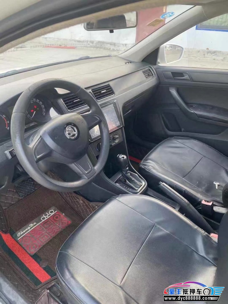 15年斯柯达昕动轿车抵押车出售