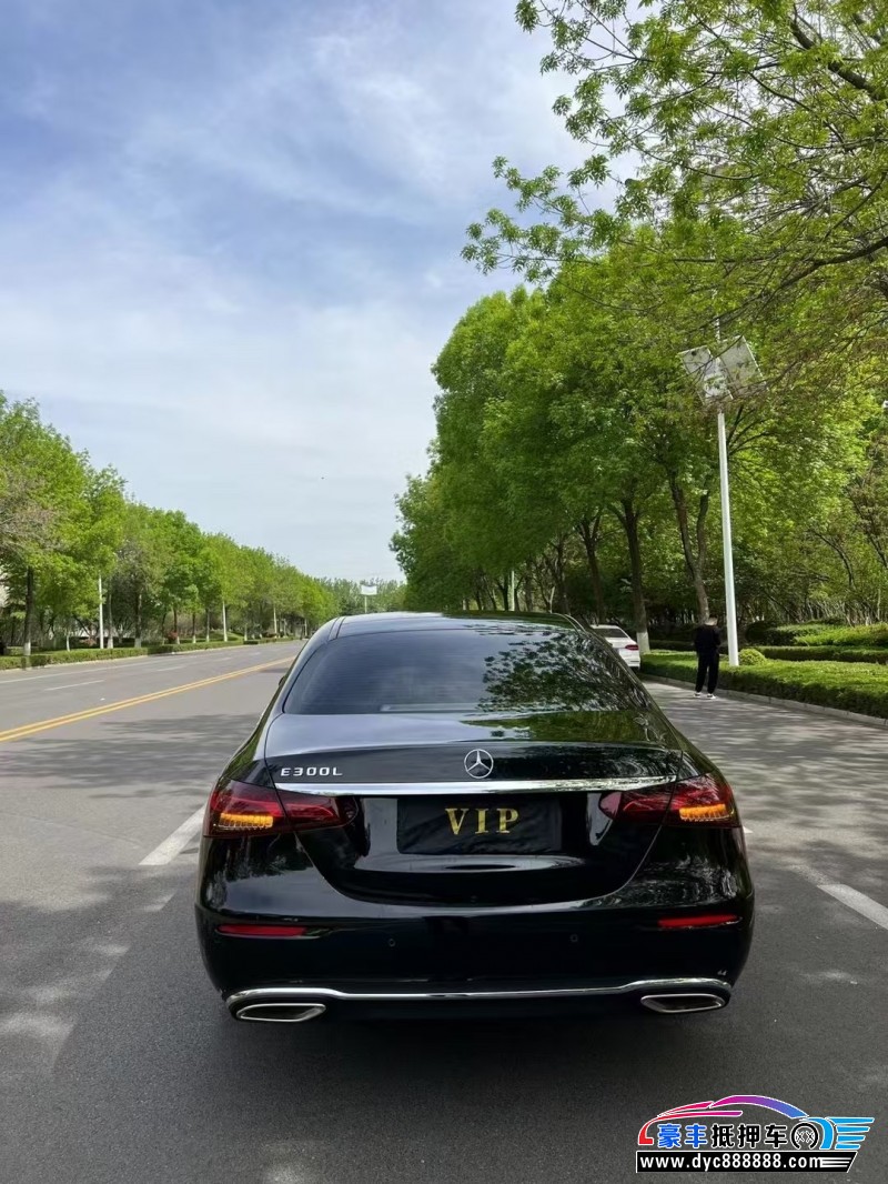 20年奔驰E轿车抵押车出售