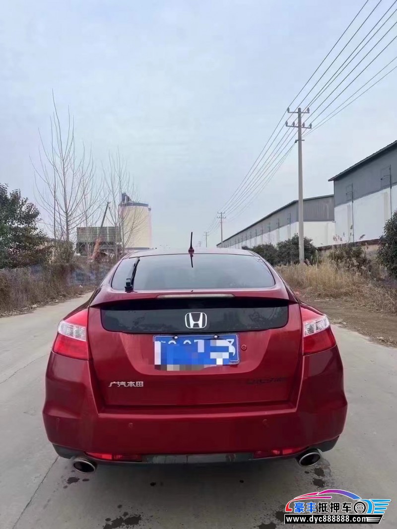 13年本田歌诗图轿车抵押车出售