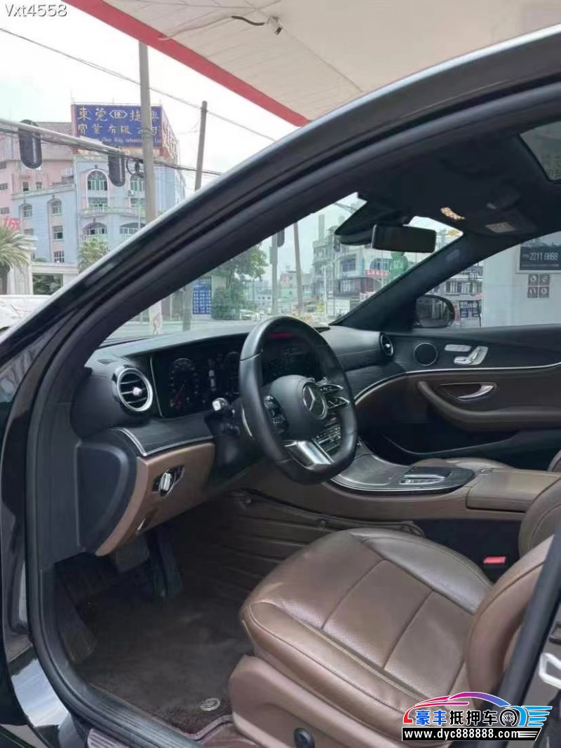 21年奔驰E轿车抵押车出售