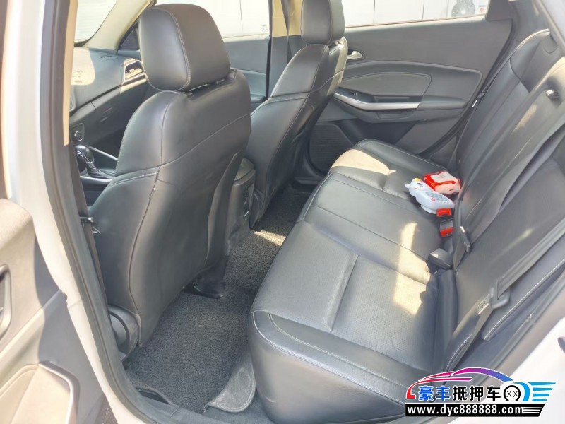 17年福特福睿斯轿车抵押车出售