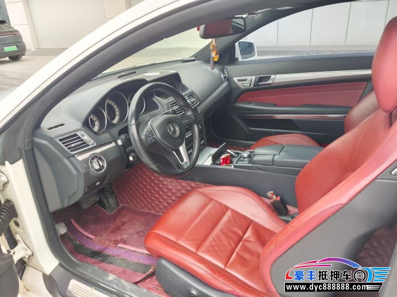 15年奔驰E轿车抵押车出售