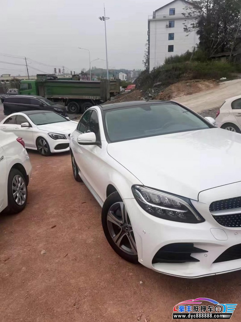 20年奔驰C轿车抵押车出售