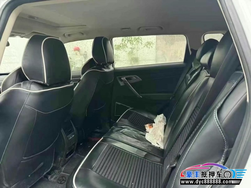 20年吉利博越轿车抵押车出售