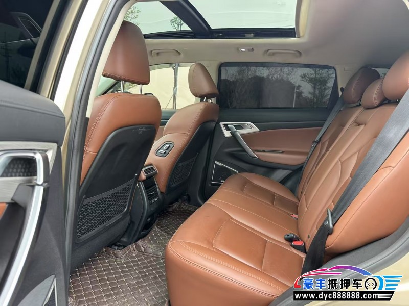 18年吉利博越轿车抵押车出售