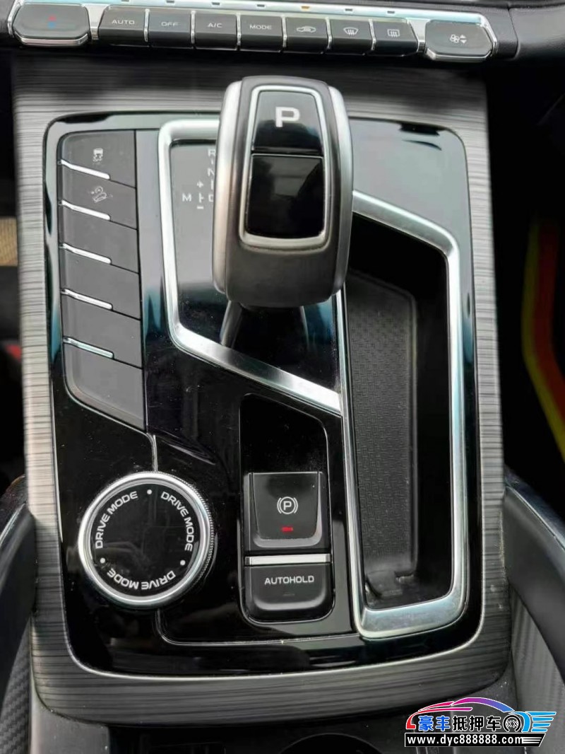 21年吉利博越轿车抵押车出售