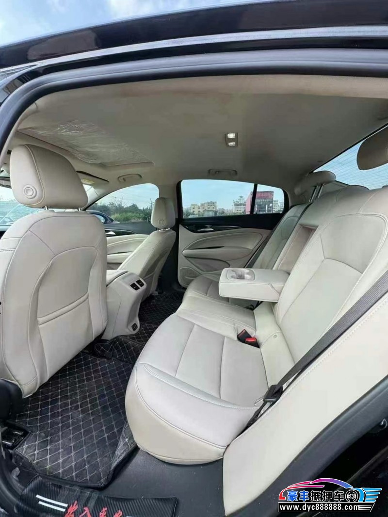 21年别克君威轿车抵押车出售